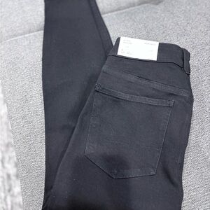 American Eagle Black Skinny Jeans size 6